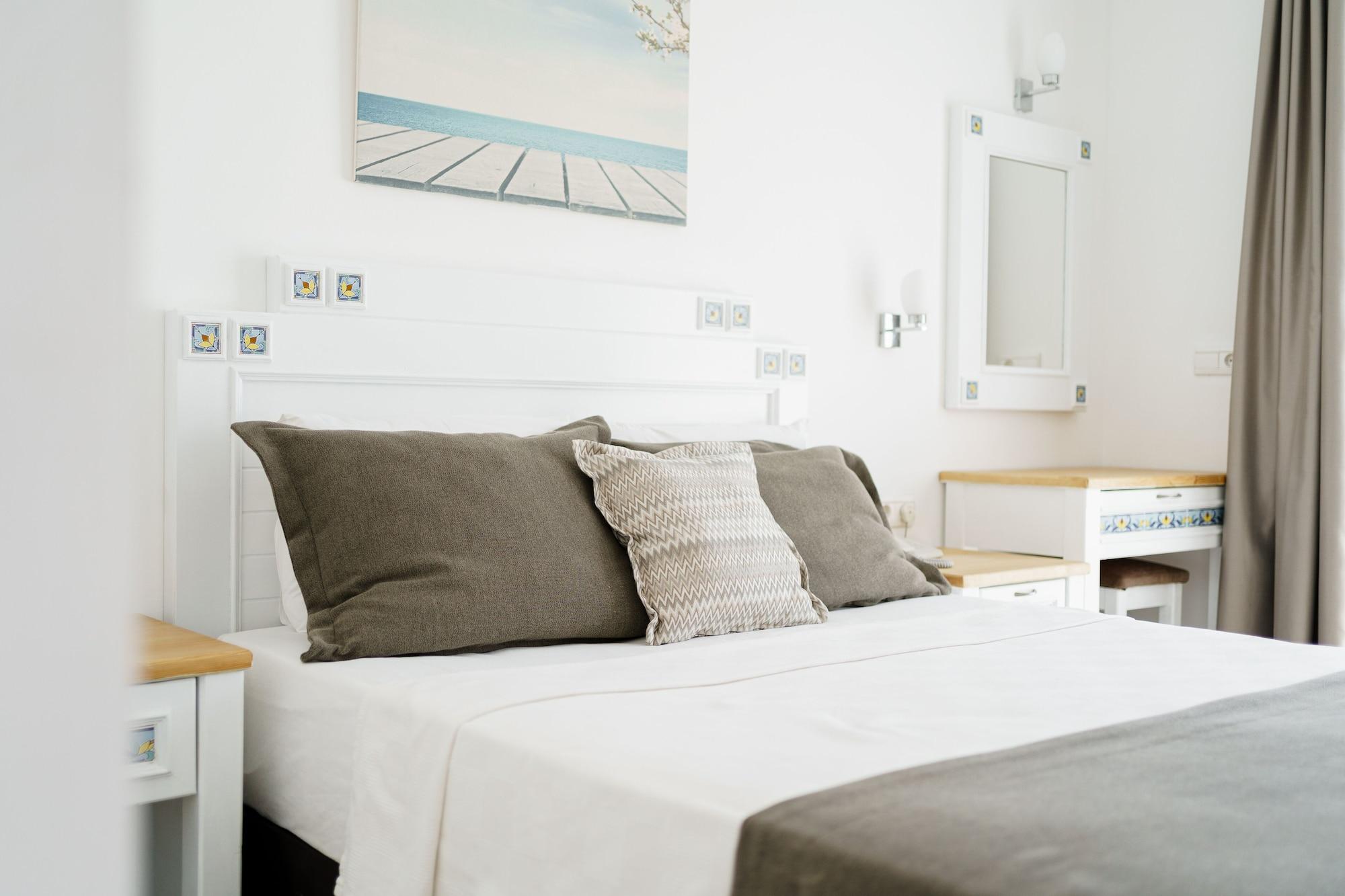 Costa Sariyaz Hotel Bodrum Bagian luar foto