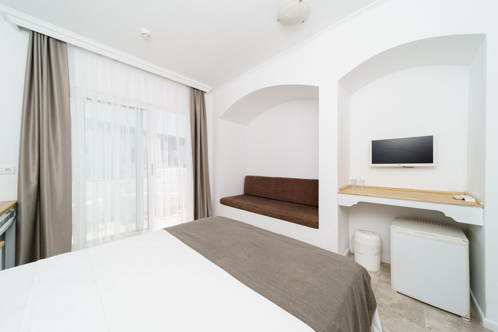 Costa Sariyaz Hotel Bodrum Bagian luar foto